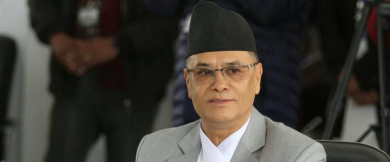 विश्वासको मतको परिणाम त संसद्‌मार्फत जाने होइन र ? छलेर जान मिल्छ ?’