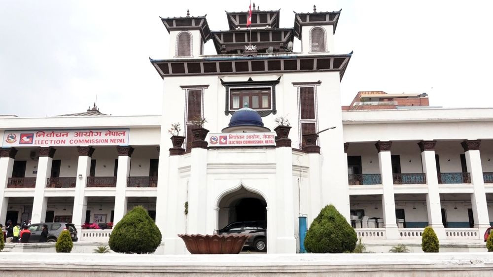 रातारात ओलीले बनाएको २६० जनाको केन्द्रीय कमिटिलाई मान्यता दिएन आयोगले