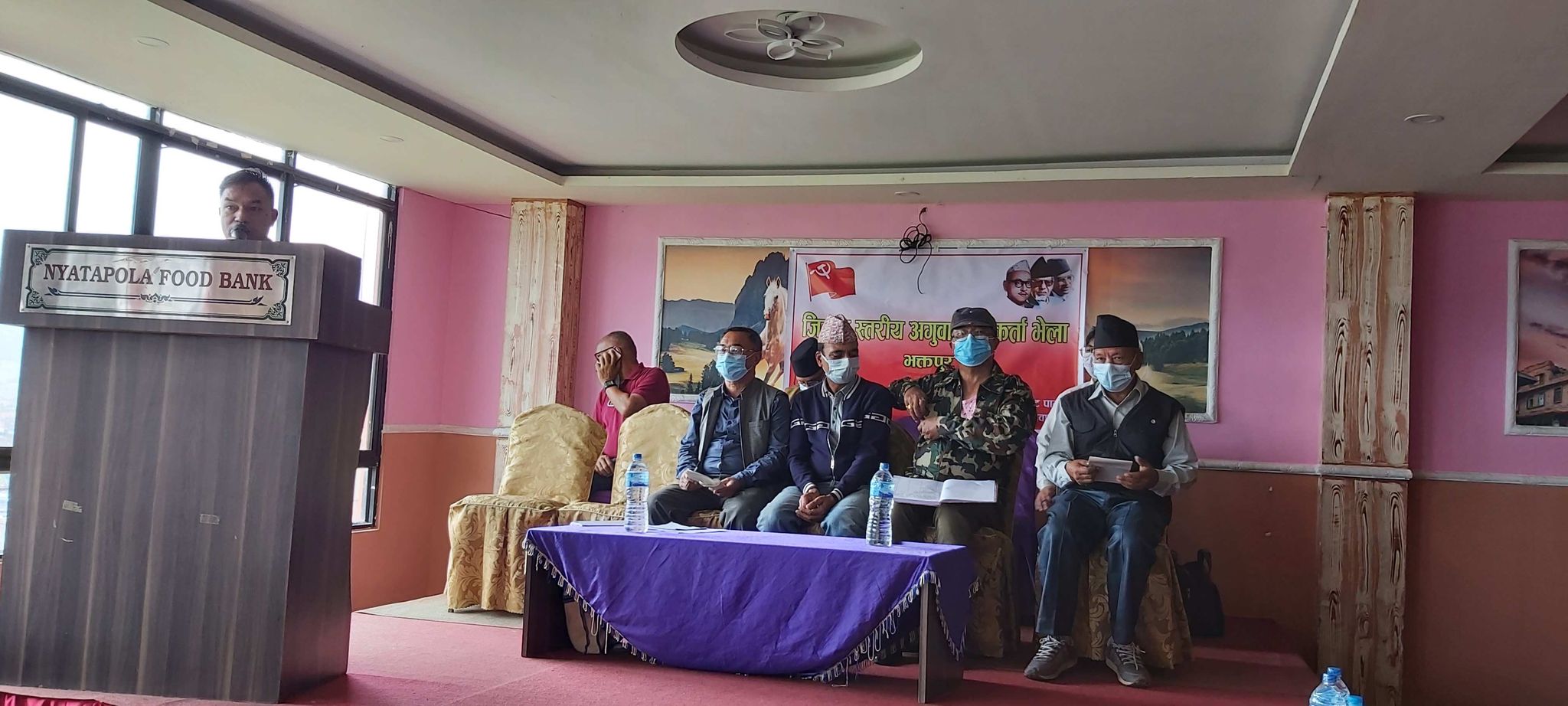 अगुवा कार्यकर्ताहरु एकीकृत समाजवादीमा लाग्ने प्रतिबध्दता जाहेर