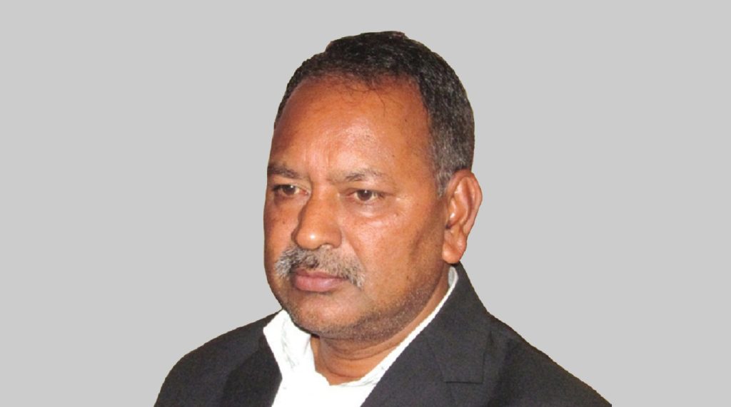 क्रान्तिकारी लफ्फाजीभित्र दक्षिणपंथी संशोधनवाद
