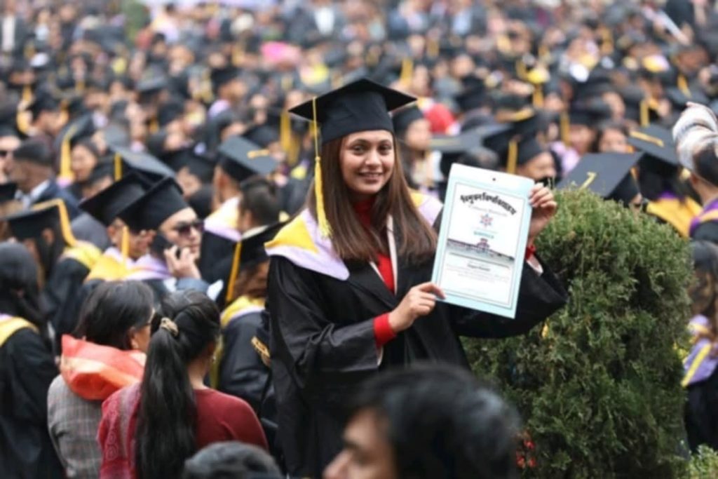 Cap मुनि लुकेको संघर्ष