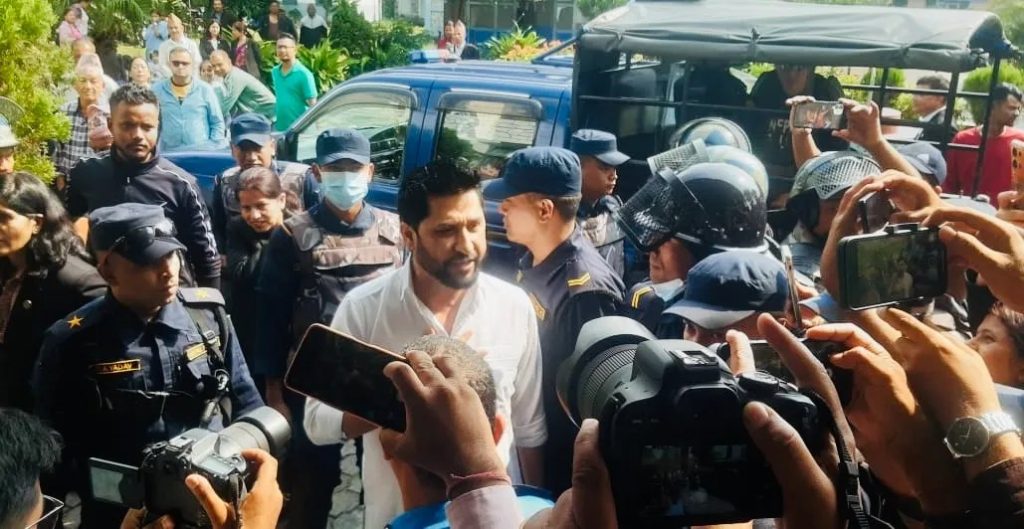 राष्ट्रिय स्वतन्त्र पार्टीका सभापति एवम् पूर्वगृहमन्त्री रवि लामिछानेमाथिको अनुसन्धान प्रतिवेदन सरकारी वकिल कार्यालयमा बुझाइयो
