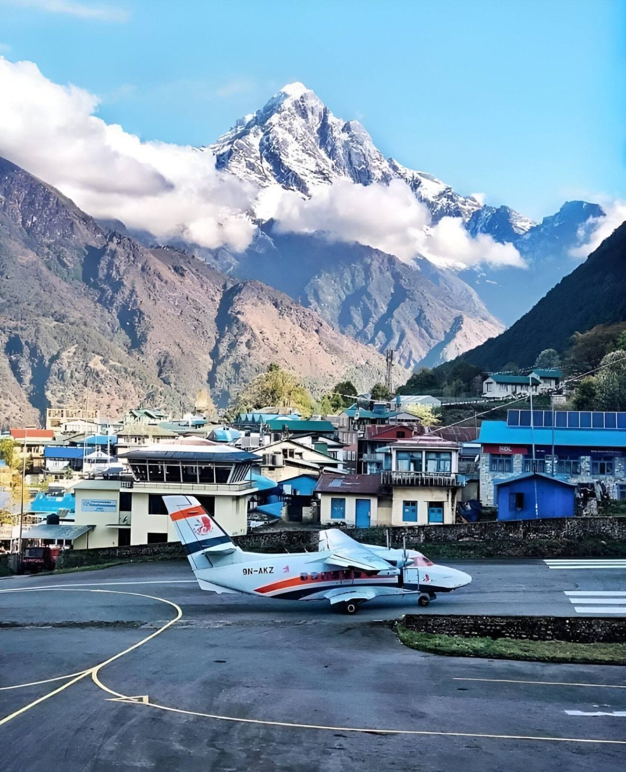आँखामा सगरमाथा, मनमा स्वाभिमान