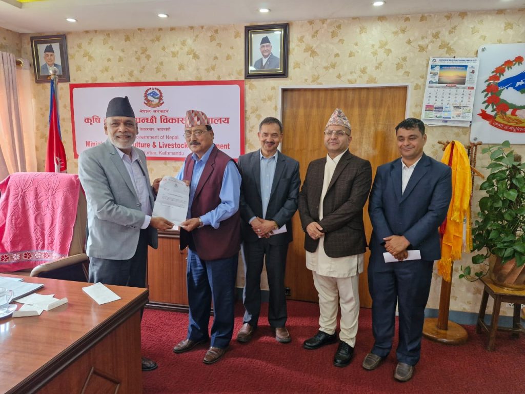 नार्कमा पोख्रेलको संयोजकत्वमा तीन सदस्यीय उच्चस्तरीय पुर्नसरचना सुझाव समिति गठन