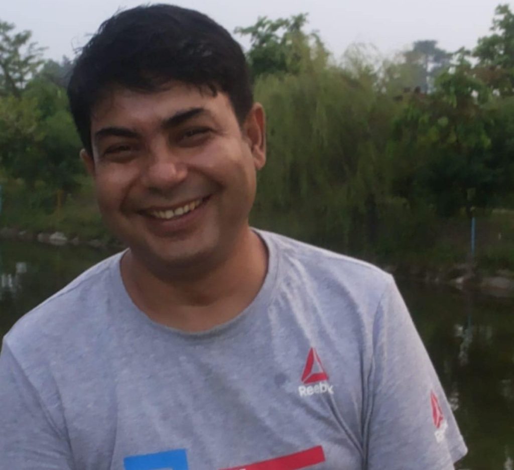 इतिहासको कठघरामा उभिएको म