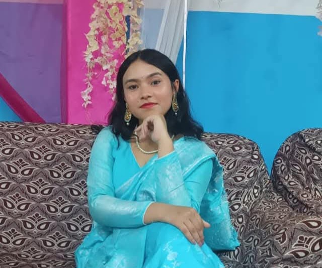 रचना खड्काको कविता सुन्दर द्वैधता