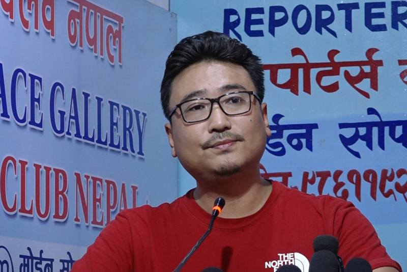 बिद्यार्थी संघले नै गर्‍यो ओली, लेखकमाथि कारबाहीको माग