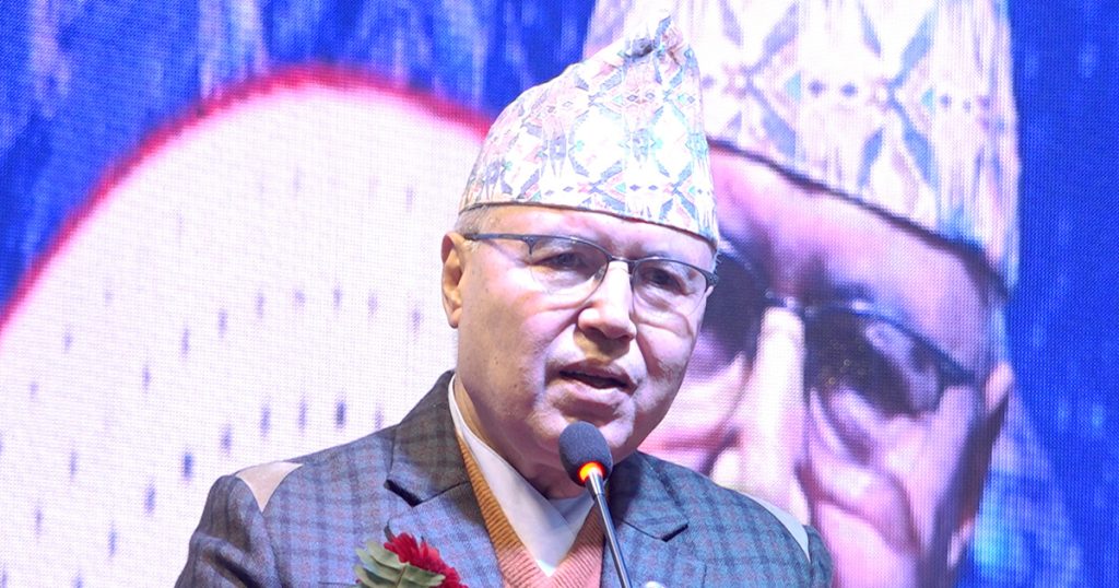 बैंक-वित्तीय संस्थामा अध्ययन–संस्कृति कमजोर हुँदा लगानीको सही क्षेत्र पहिचानमा समस्या : अर्थमन्त्री खनाल