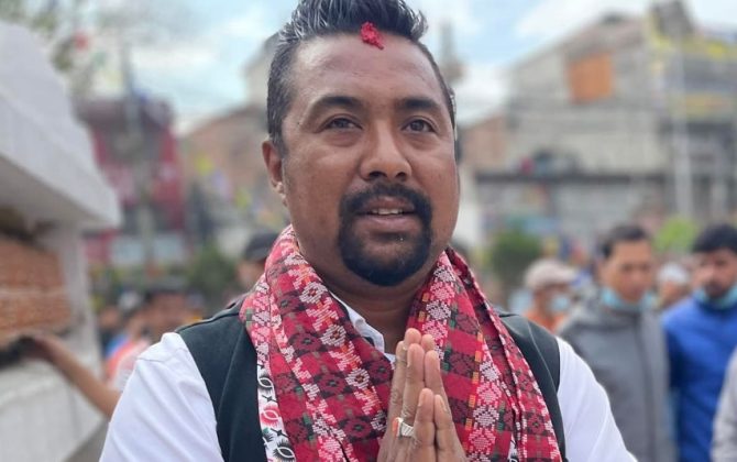 सुमन सायमी नेकपामा समाहित हुने, काठमाडौं–८ बाट पुनः उम्मेदवारीको तयारी