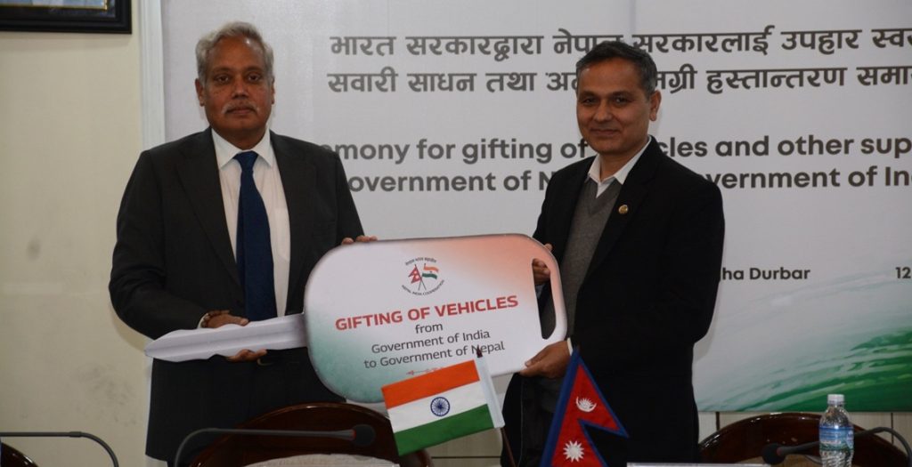 भारतद्वारा निर्वाचन लक्षित सहयोग : तेस्रो चरणमा २२३ सवारी हस्तान्तरण, सेनालाई थप ५० गाडी