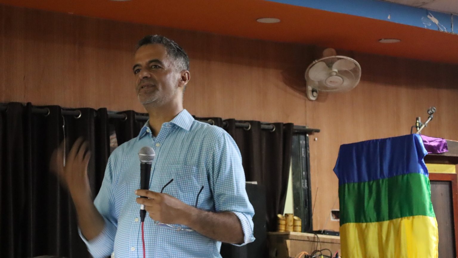 लैङ्गिक तथा यौनिक अल्पसङ्ख्यकको अध्ययन प्रतिवेदन सार्वजनिक : संविधानमा अधिकार, निर्वाचनमा उपेक्षा