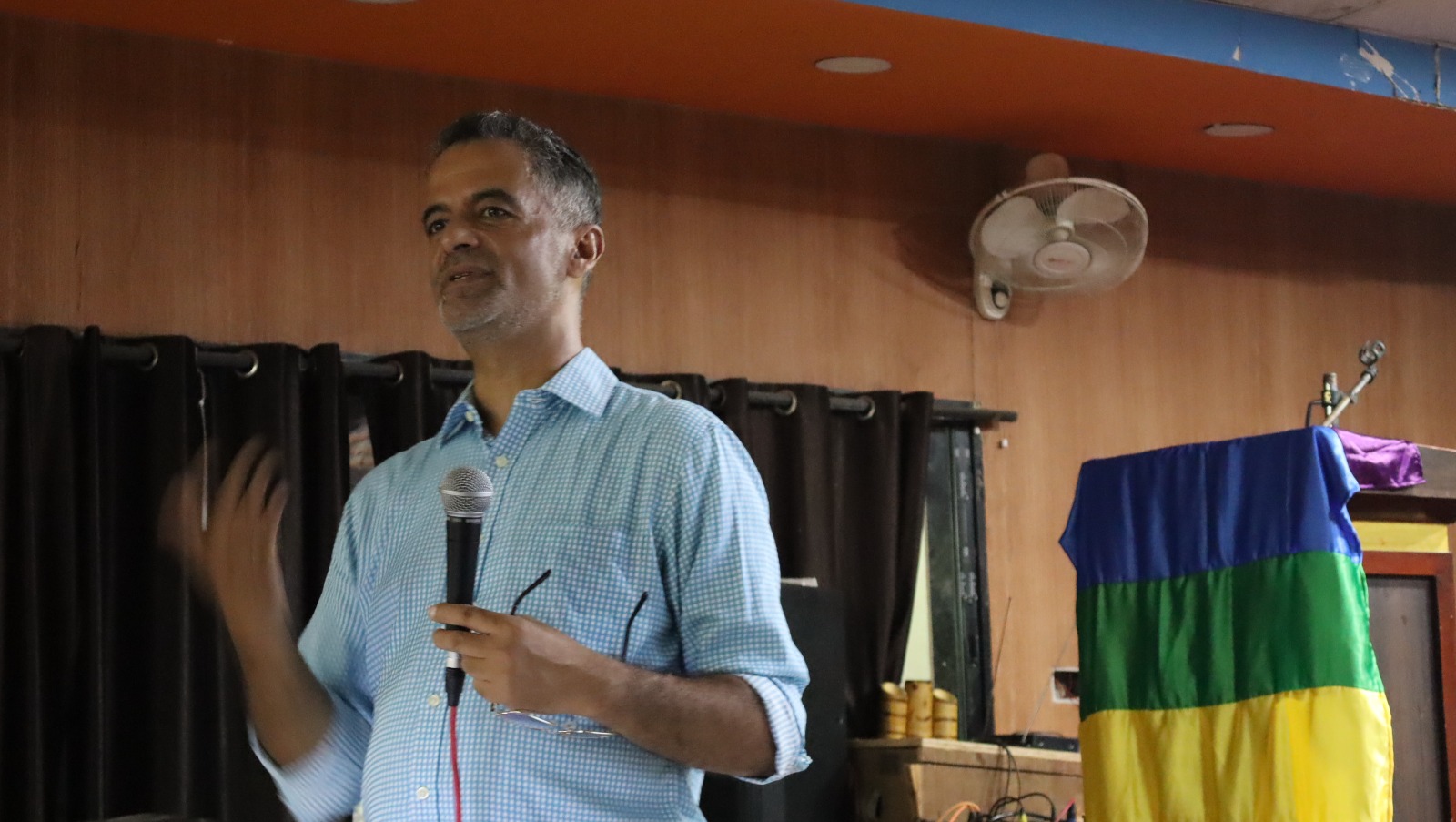 लैङ्गिक तथा यौनिक अल्पसङ्ख्यकको अध्ययन प्रतिवेदन सार्वजनिक : संविधानमा अधिकार, निर्वाचनमा उपेक्षा