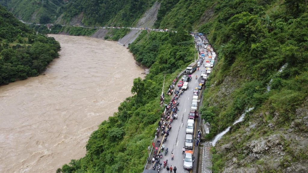 नारायणगढ–मुग्लिन सडकमा आजदेखि आंशिक बन्द