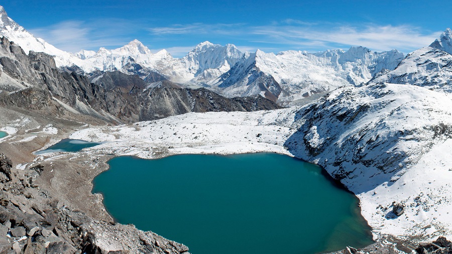 हिमतालको जोखिम घटाउन नेपालले चारवटा तालको पानी घटाउँदै