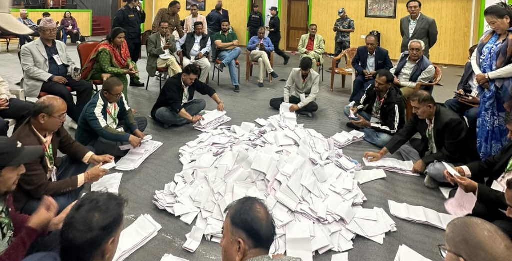 कांग्रेसको उपसभापति र महामन्त्रीको मतगणना जारी, चन्द्रकान्त भण्डारी र प्रदीप पौडेल अगाडि